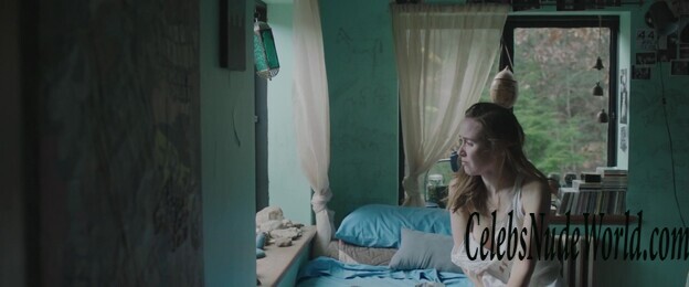 Stephanie Ellis Nude Pics 183770