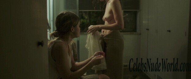 Stephanie Ellis Nude Pics 183774