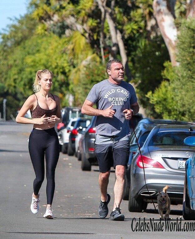 Taylor Neisen Sexy 183780