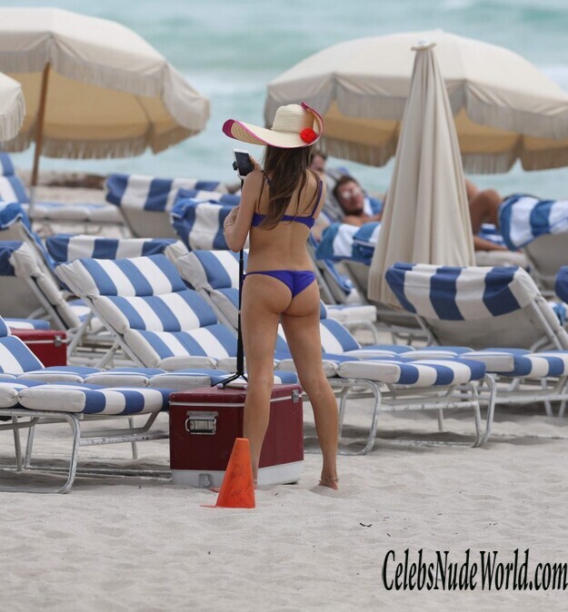 Xenia Tchoumitcheva Looks Tasty In Blue Bikini 184349