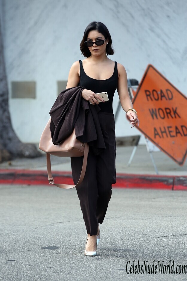 Vanessa Hudgens Sexy 184454