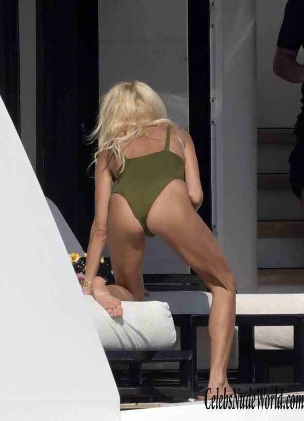 Victoria Silvstedt Swimsuit 184945