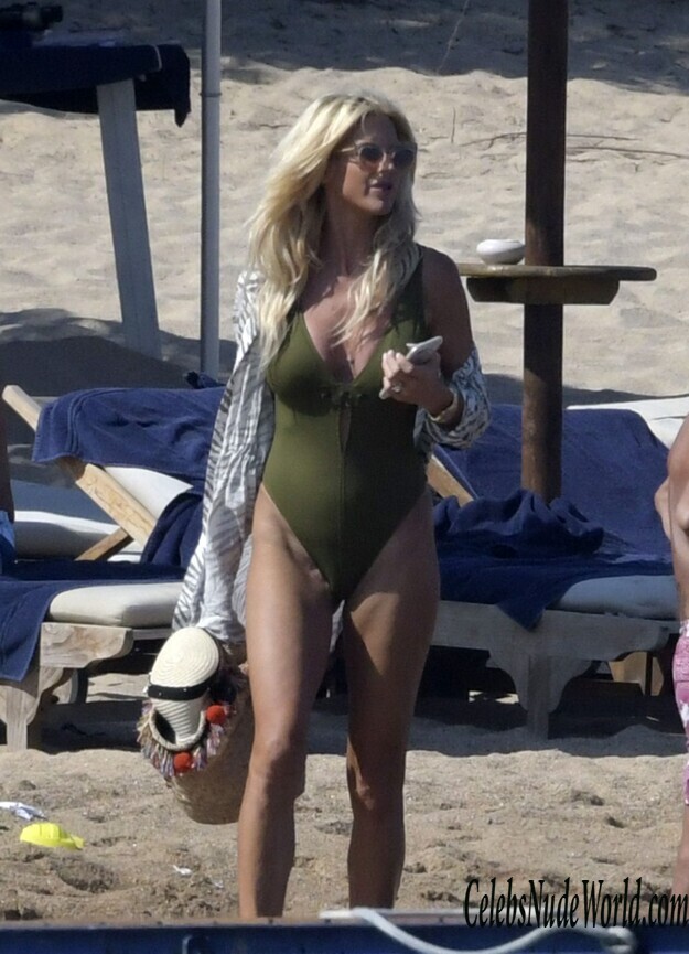 Victoria Silvstedt Swimsuit 184960