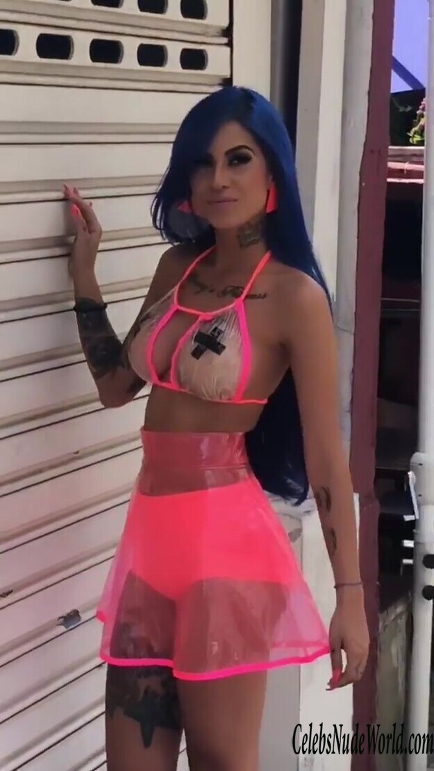 Tati Zaqui Topless 185337