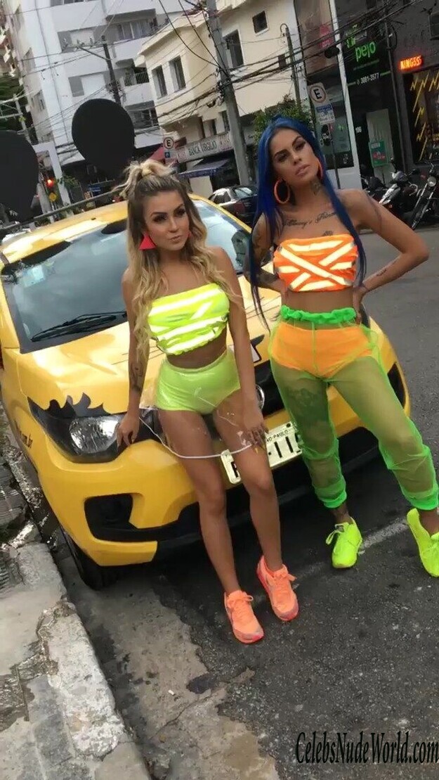 Tati Zaqui Topless 185407