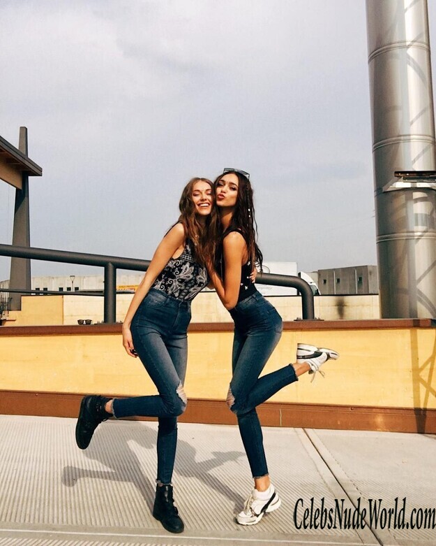 Yulia Rose Erotic 185457