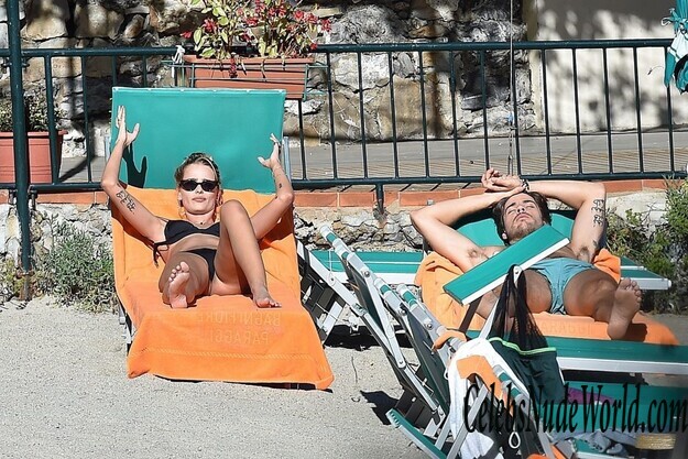 Yasmin Brunet Bikini 186129