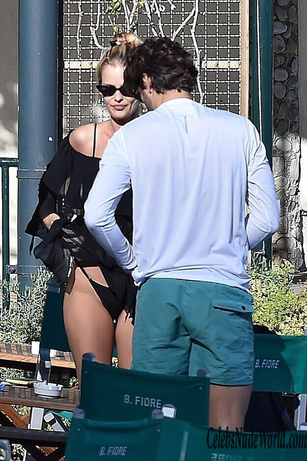 Yasmin Brunet Bikini 186171