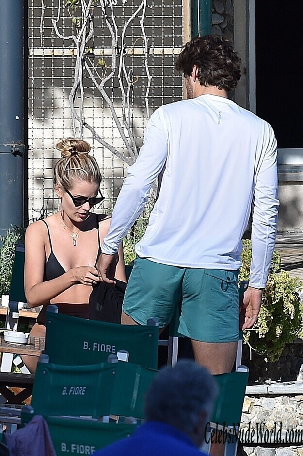 Yasmin Brunet Bikini 186172