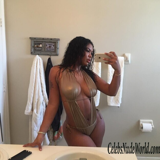 Taylor Hing Nude 186836