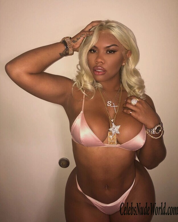 Taylor Hing Nude 186866