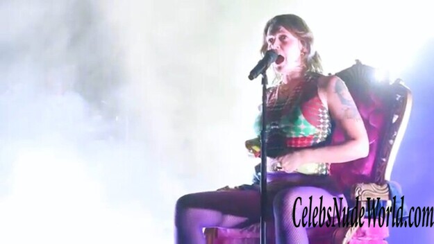 Tove Lo Topless 187101