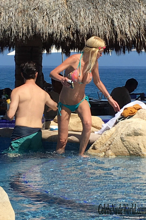 Tara Reid Nude 188514