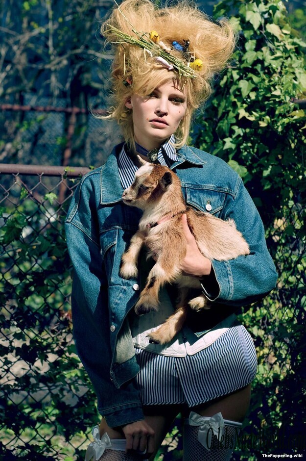 Lara Stone Nude 188606