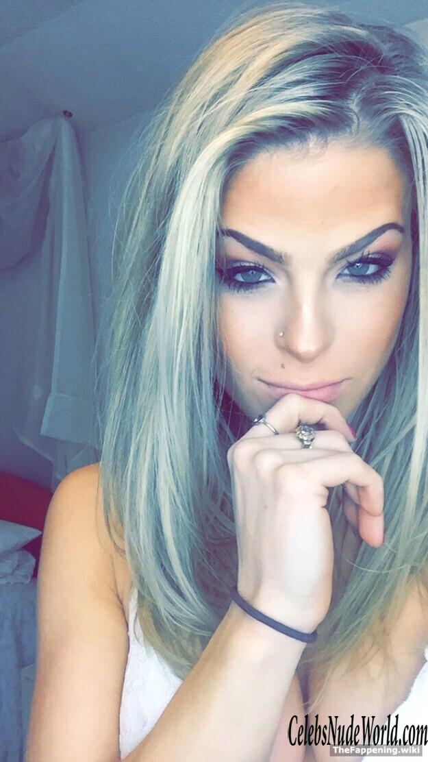 Valerie & Ashley Pac Nude 188936