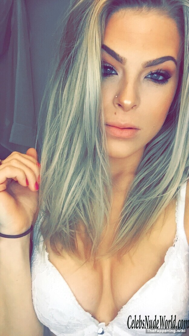 Valerie & Ashley Pac Nude 188937