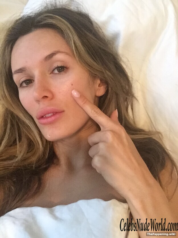 Tika Camaj Nude 189514