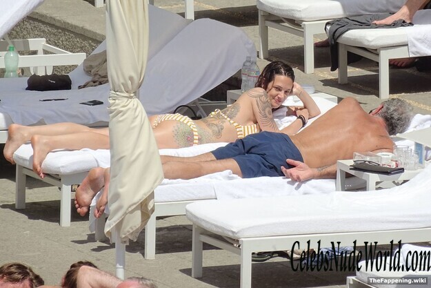 Asia Argento Nude 190043