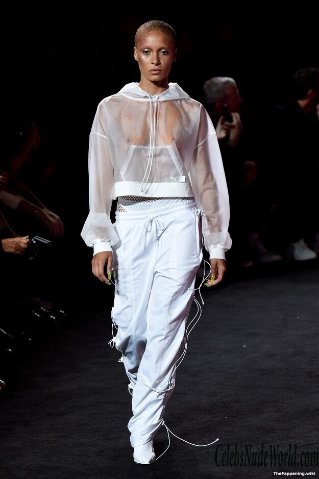 Adwoa Aboah Nude 190167