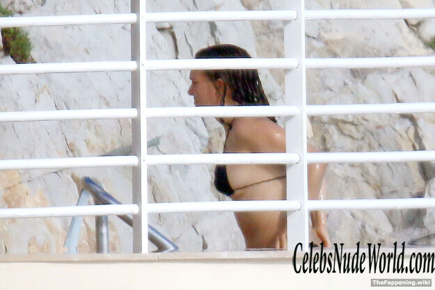 Natalie Portman Nude 190558