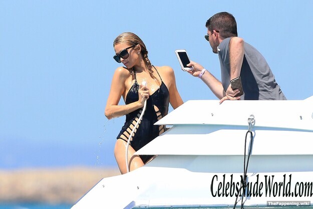 Paris Hilton Nude 191169