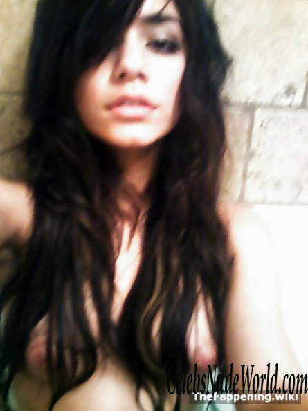 Vanessa Hudgens Nude 191771