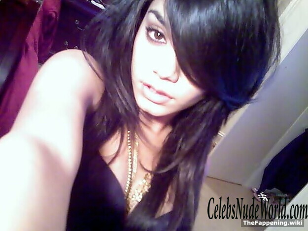 Vanessa Hudgens Nude 191775