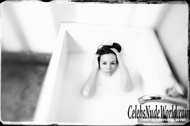 Katrina Law Nude 192118
