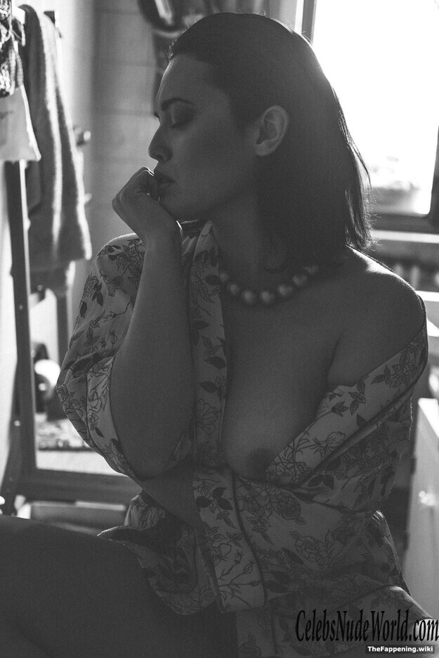 Micol Ronchi Nude 192500