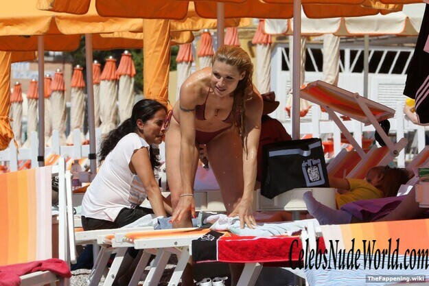 Michelle Hunziker Nude 192779