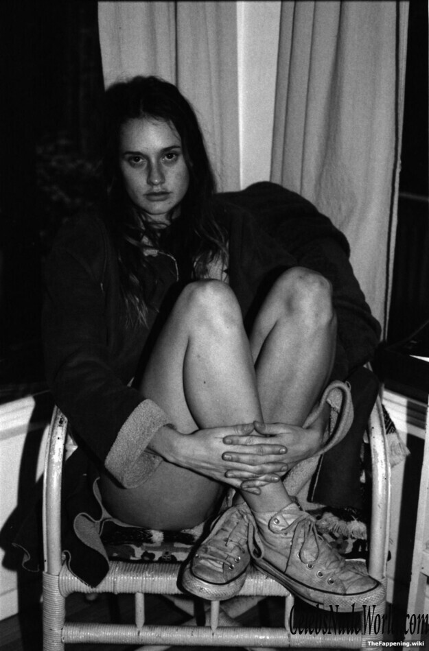 Olivia North Nude 192943