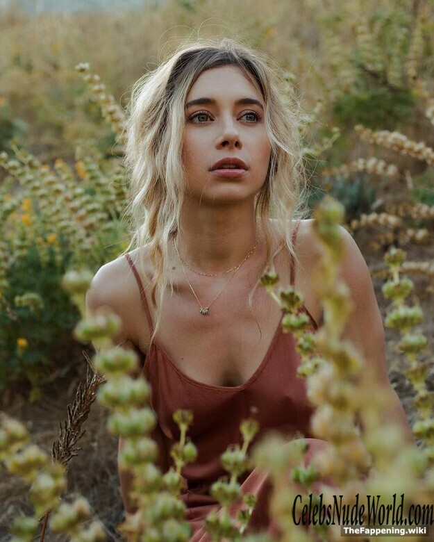 Olesya Rulin Nude 193984