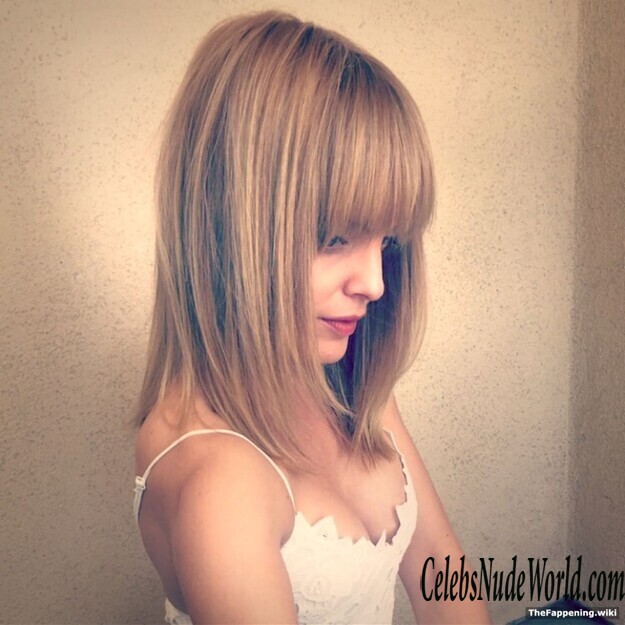 Mena Suvari Nude 194062