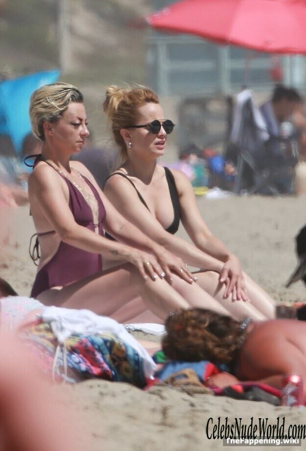 Mena Suvari Nude 194067