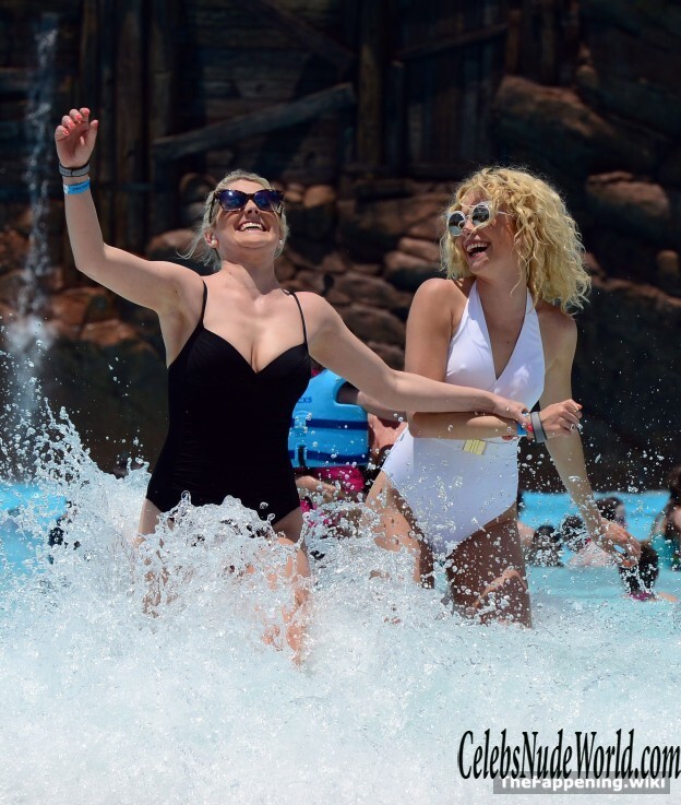 Pixie Lott Nude 194117