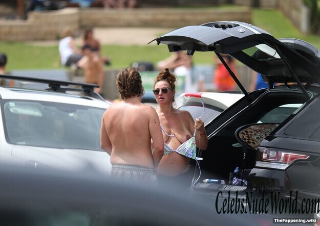 Camilla Franks Nude 194387