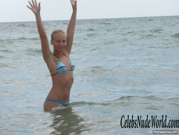 Irina Ioana Baiant Nude 195310