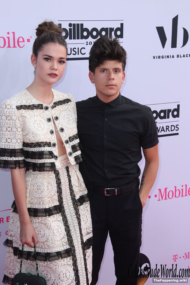 Maia Mitchell Nude 195396