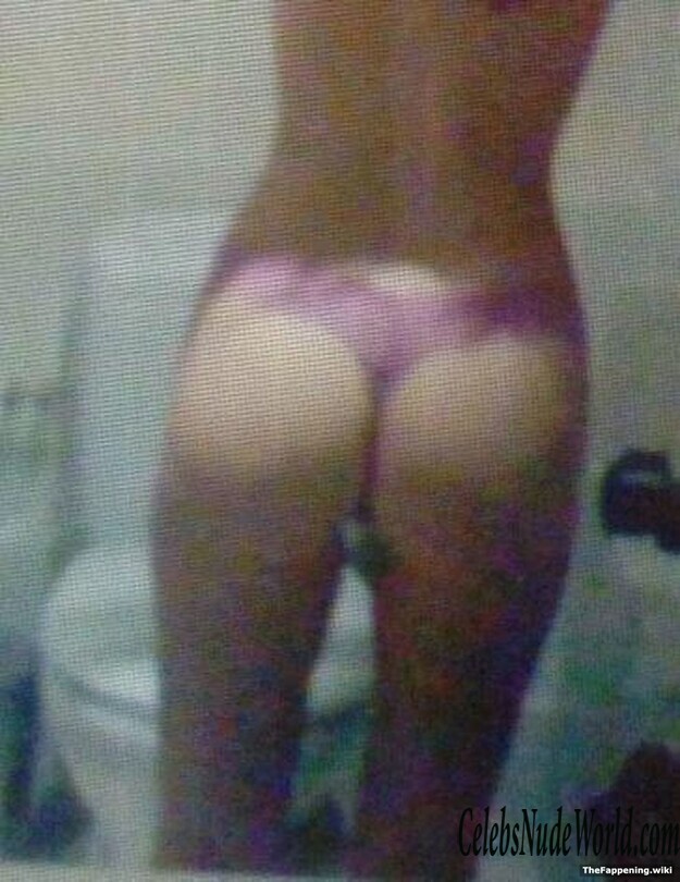 Ashley Mulheron Nude 195722