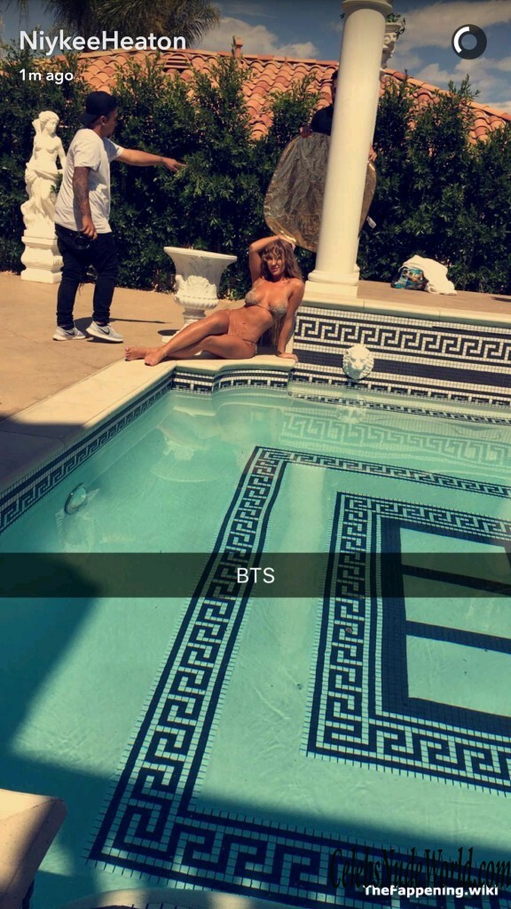 Niykee Heaton Nude 196032