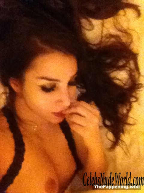 Sila Sahin Nude 196595