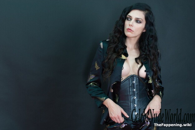 Adrianne Curry Nude 197326