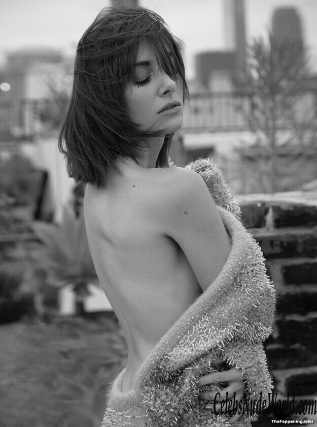 Alison Brie Nude 197560