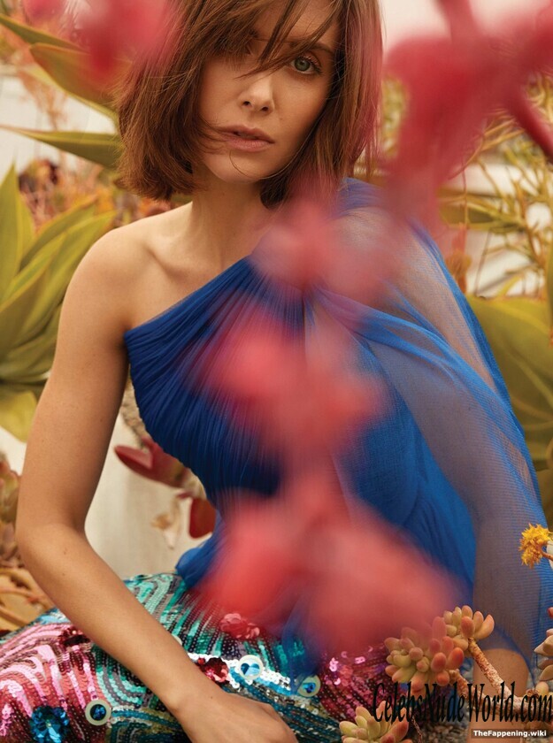 Alison Brie Nude 197562