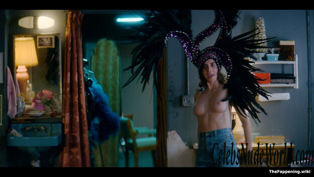 Alison Brie Nude 197567