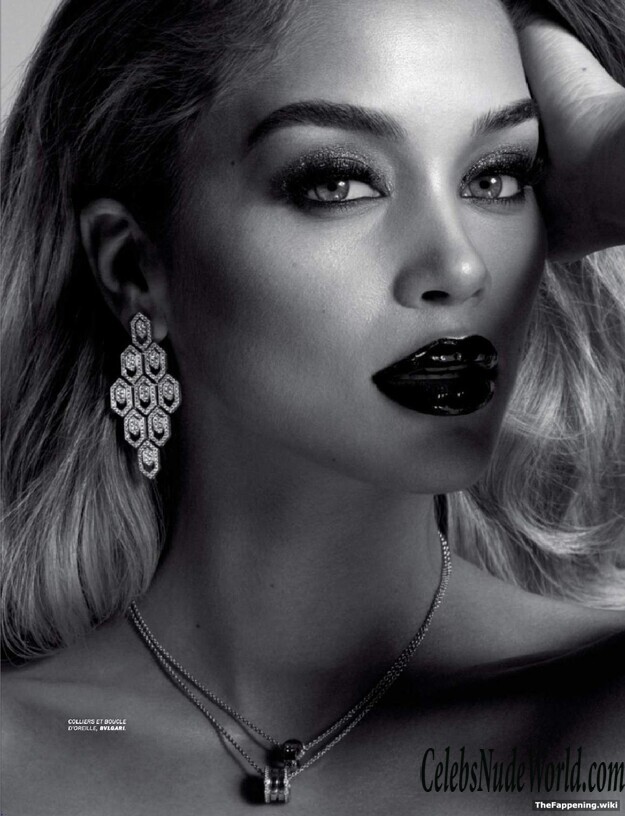 Jasmine Sanders Nude 197822