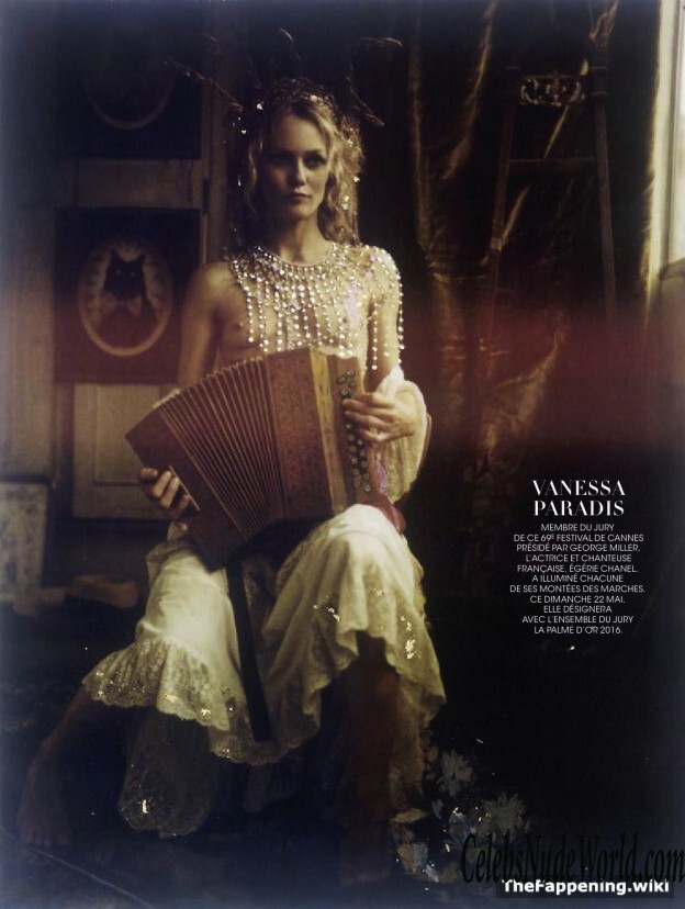 Vanessa Paradis Nude 197861