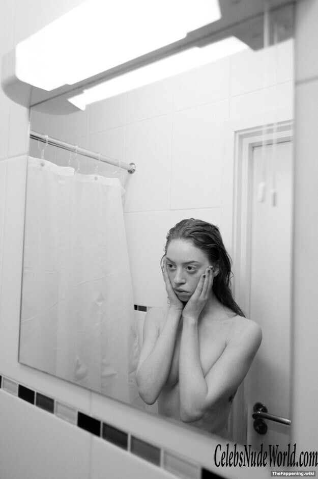 Lily Newmark Nude 198187