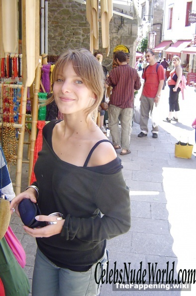 Elodie Varlet Nude 198785