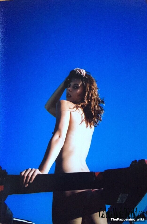 Cole Baker Nude 199011